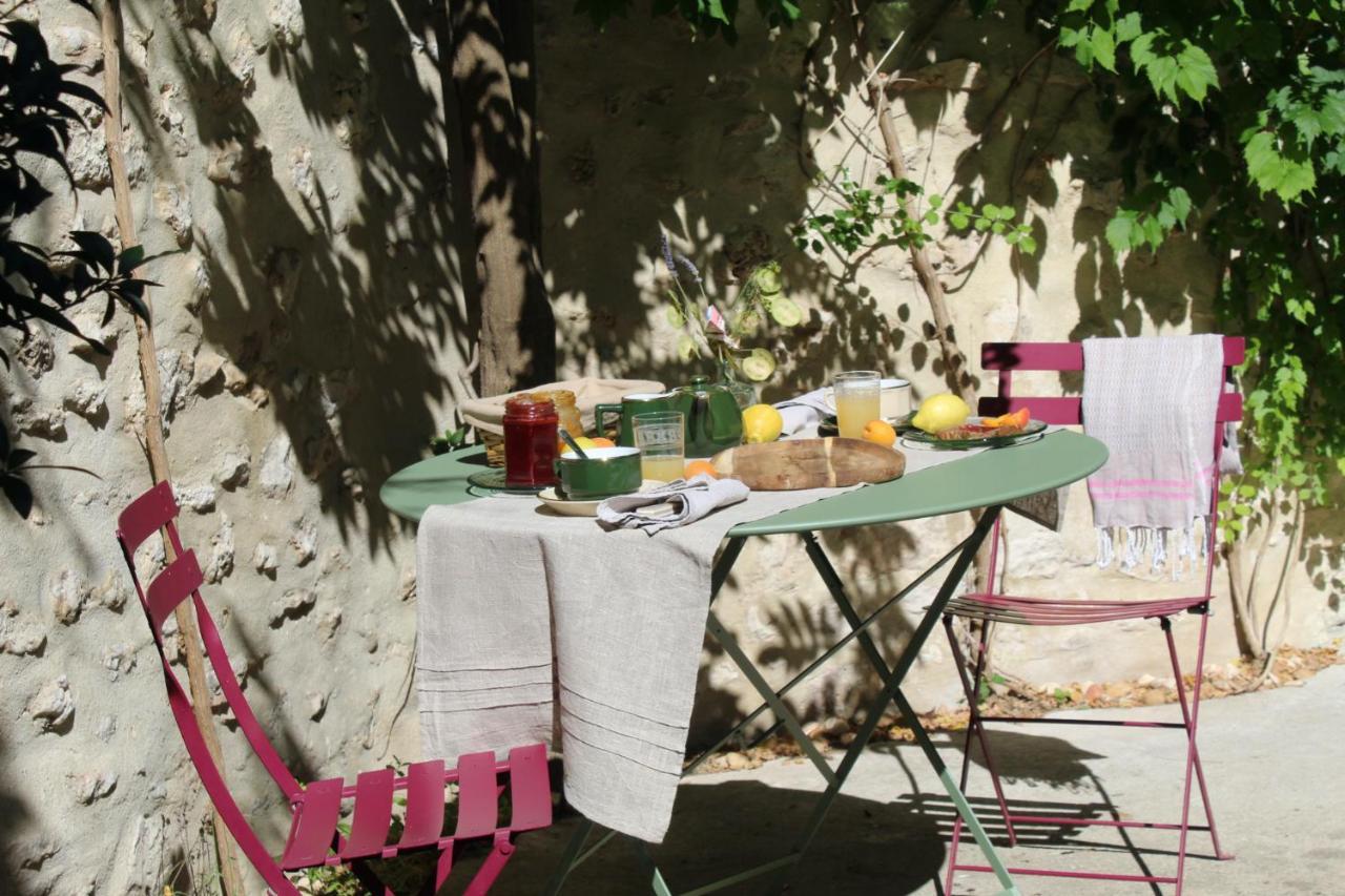 La Magnanerie De Dions Bed and Breakfast Buitenkant foto